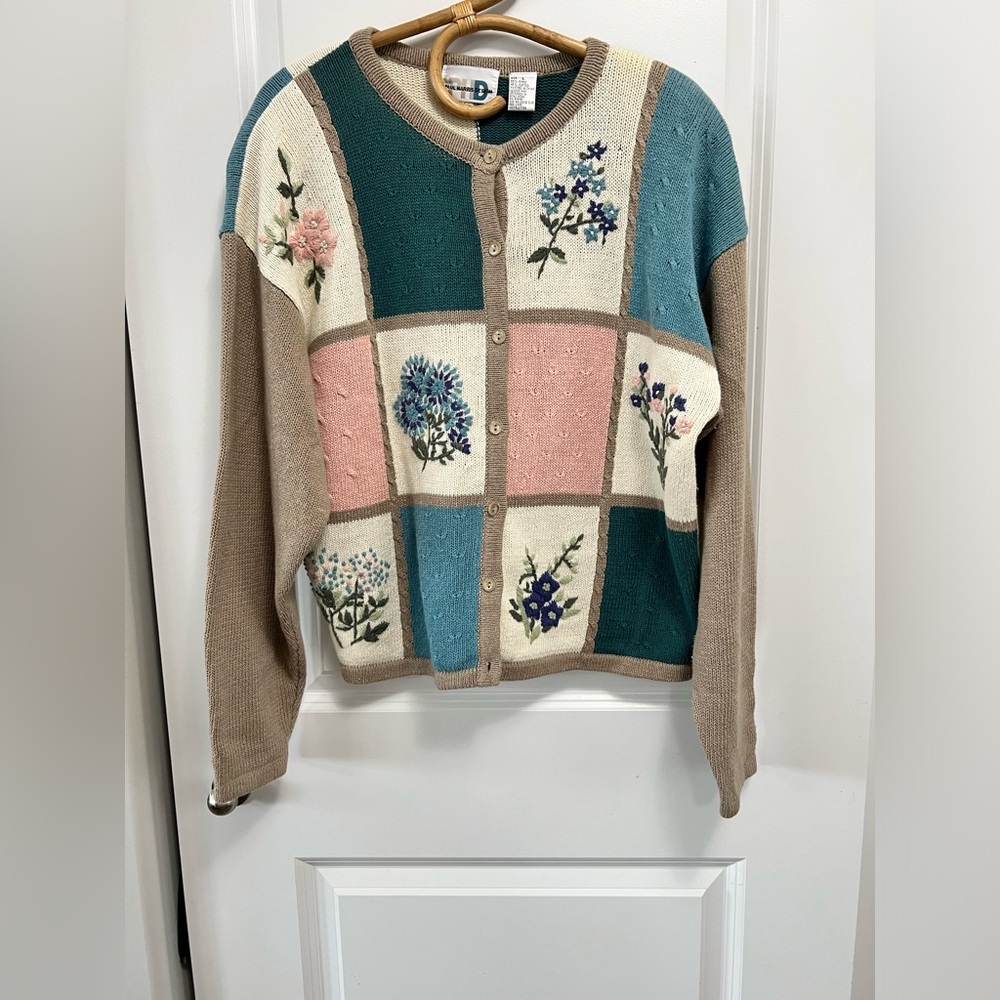 Vintage Floral Embroidery Checker Print Cardigan
